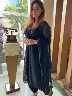 Music Teacher call girl in haridwar